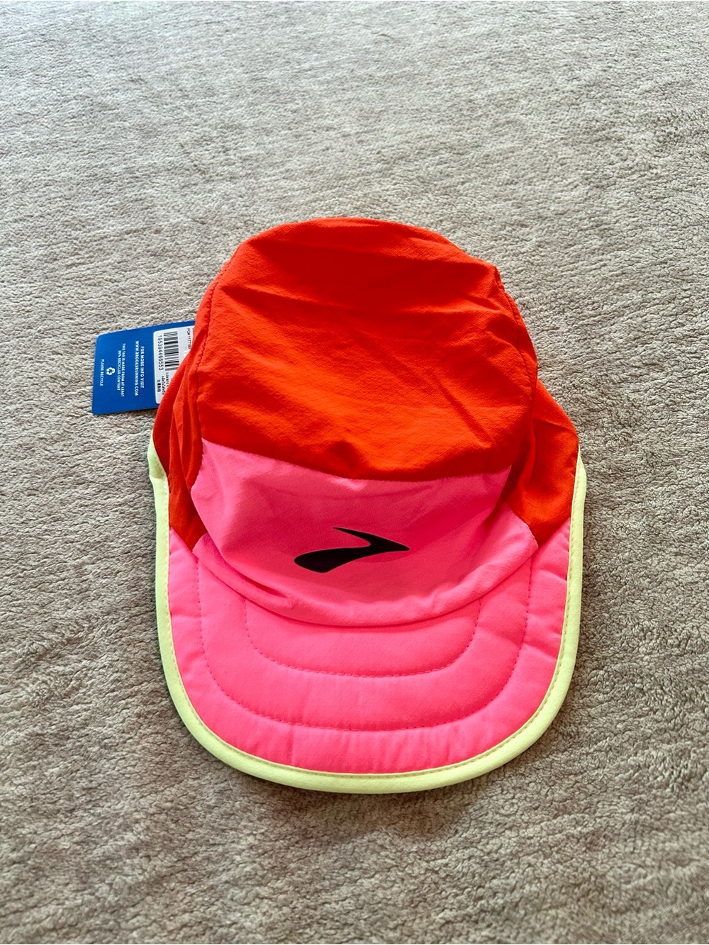 Brooks running hat